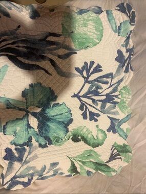 Teal and White quilted placemat . Set/ 2